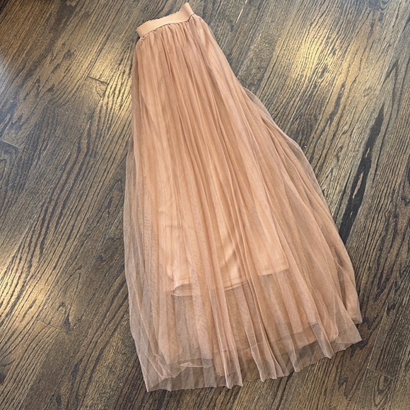 Teen pleated neutral skirt by SHEIN - Picture 2 of 4